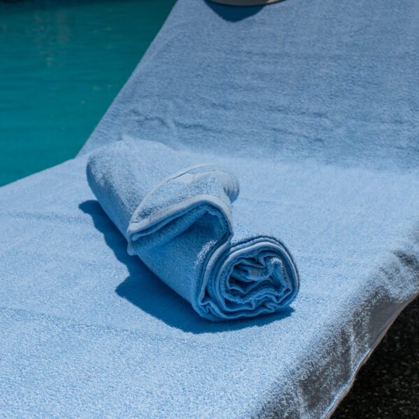 Budget Pool Towels