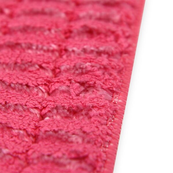 Scrubbing Wet Mop Red closeup