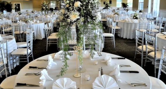 Why pay more for the best bulk table linens?