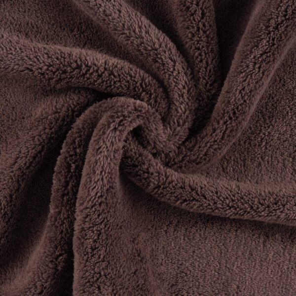 Bleach-Resistant Coral Fleece Salon Towels