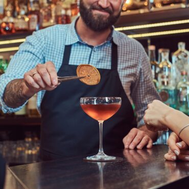 The Versatile Hospitality Apron